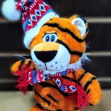 Мягкая игрушка Тигр в шапке. 35 см